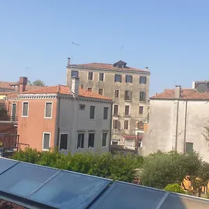 Snc1018 Modern Boutique Venecia