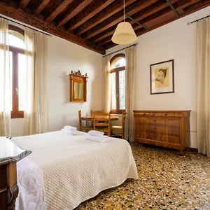 San Trovaso Venecia